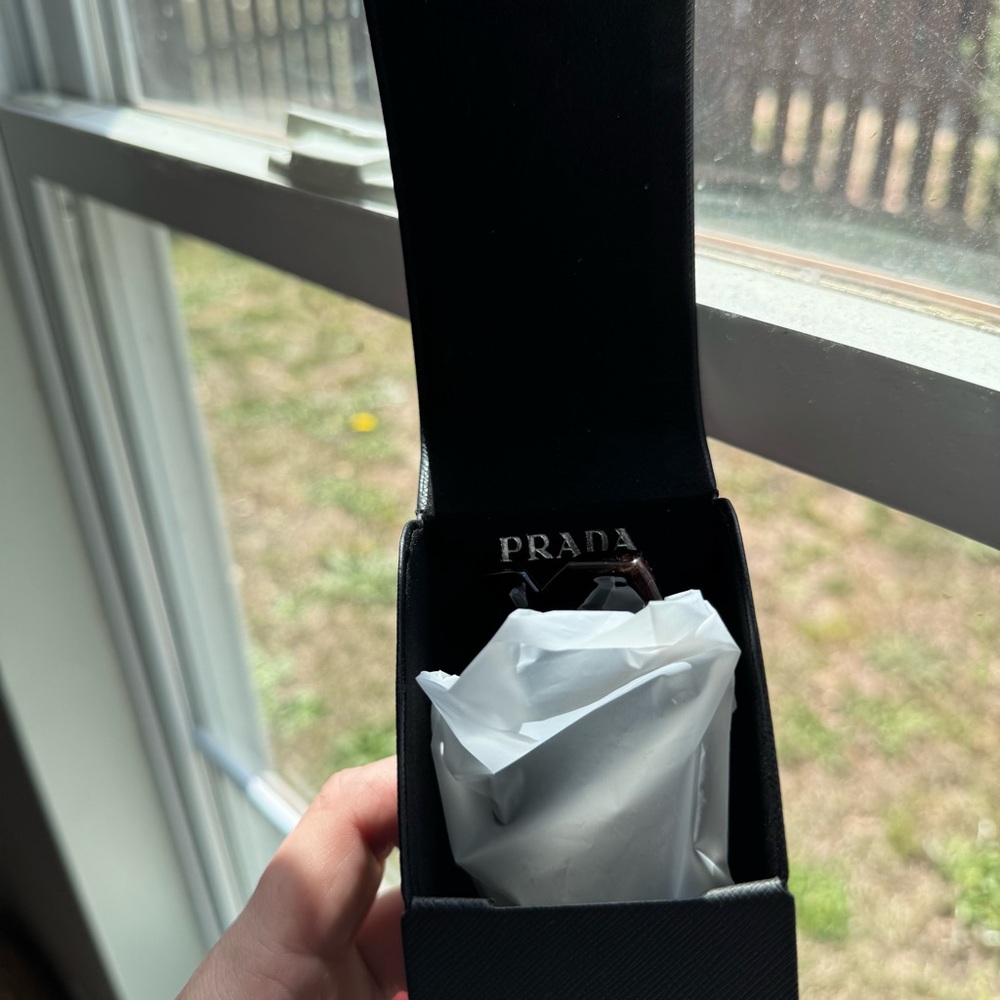 Prada Milano Tortoiseshell Oval Sunglasses Brown Lens | Italy | Set | PR 2678 - Picture 7 of 13